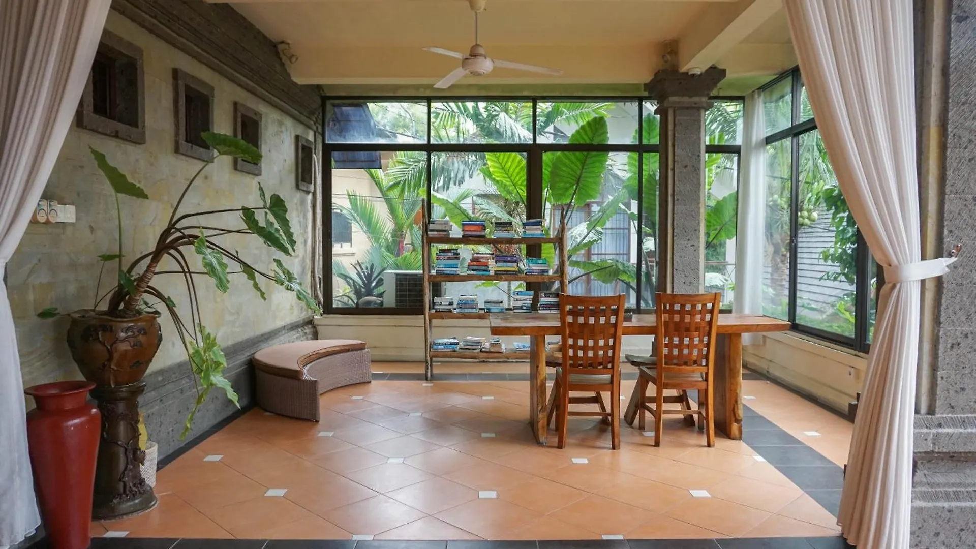 Ubud Aura Wellness Sanctuary Ubud (Bali)